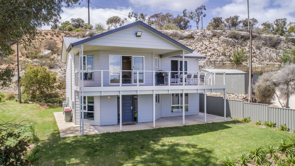 Seymour House | DARCYS PLACE - TAILEM BEND