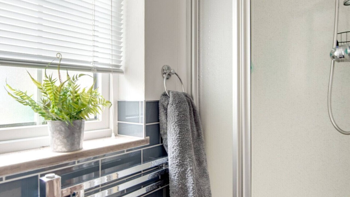 Garndolbenmaen House | Darn Isaf - Three Bedroom House, Sleeps 5
