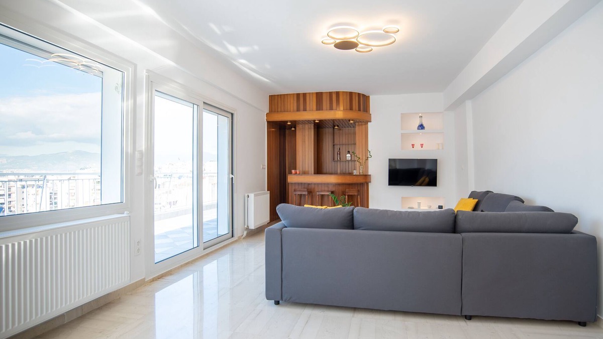 Galatsi Apartment | Das Lichtdurchflutete Penthouse in Athen