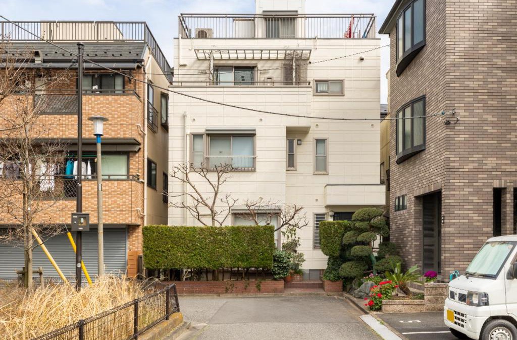 Koto House | Dat's house