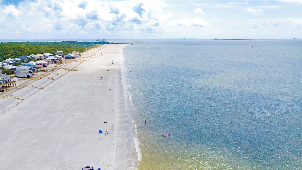 Audubon Place Condo | Dauphin Island Do-it Island Style