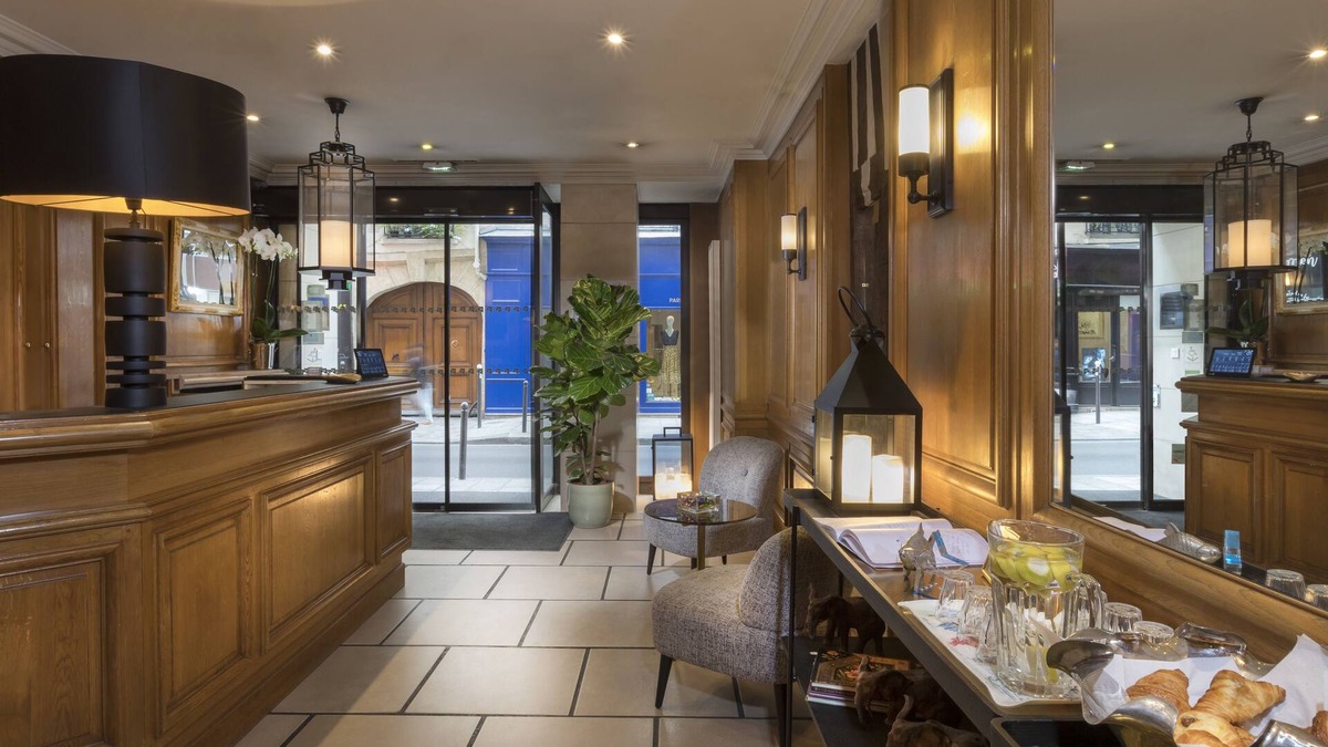 Quartier de la Monnaie Hotel | Dauphine Saint Germain Hotel