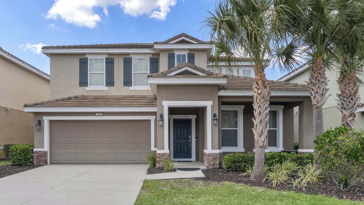 Sunridge Woods House | Davenport home with pool near Orlando theme parks!