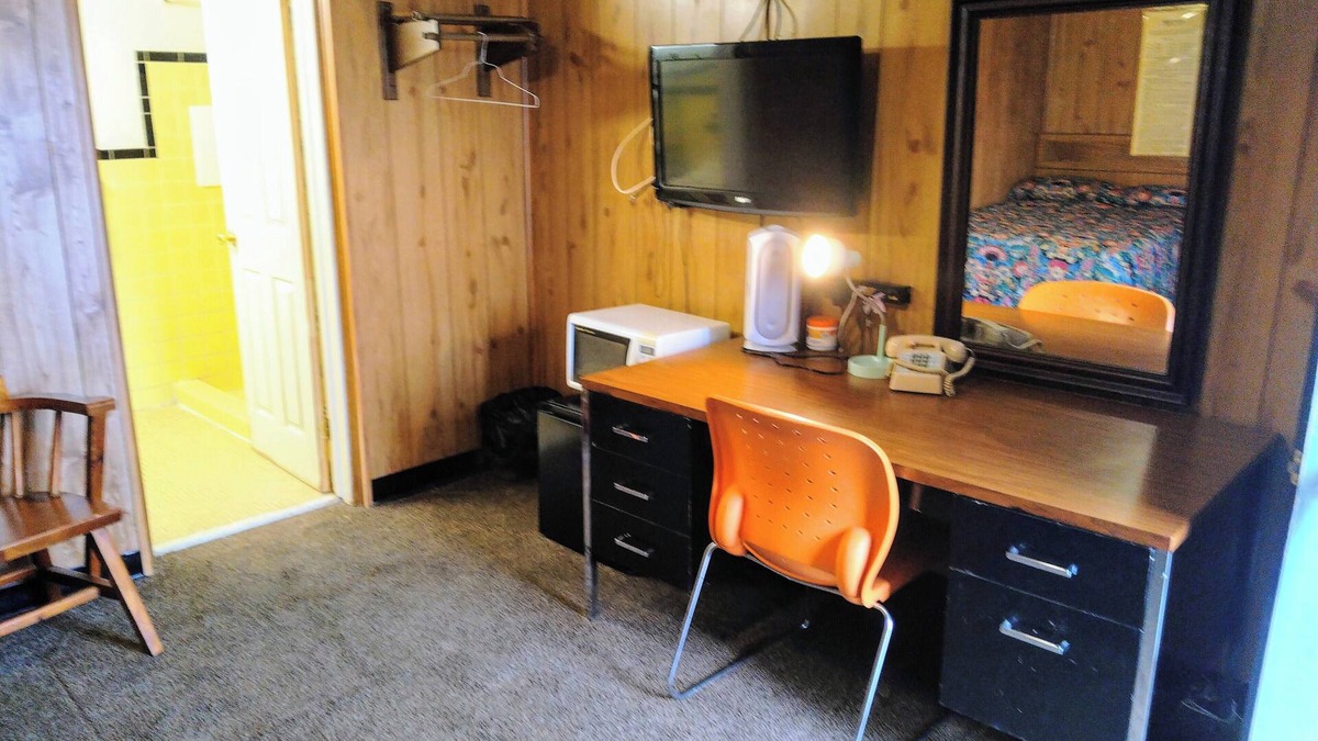 North Lima Hotel | Davis Motel