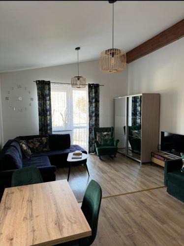 Nowa Ruda Apartment | Dawna Mleczarnia Apartamenty MIODOWY