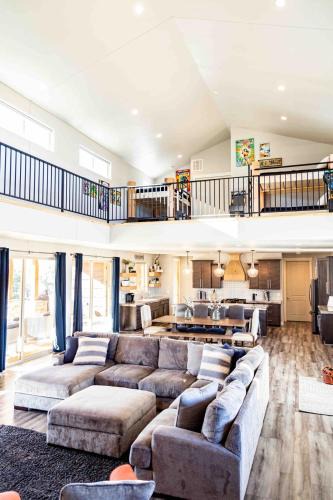 Orderville Cabin | Daybreak Mountain Home East Zion & Bryce