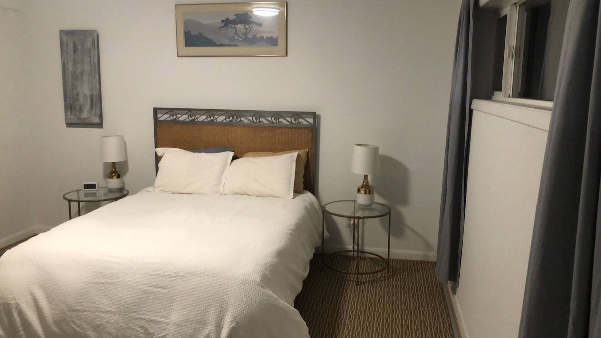 Salem Apartment | Daylight Basement Studio