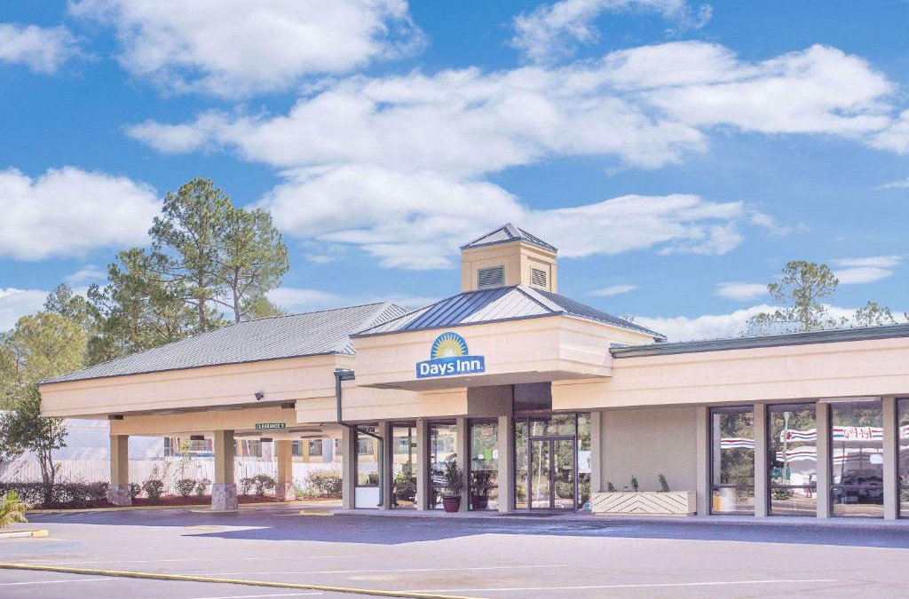 Gadsden Hotel | Days Inn by Wyndham Attalla