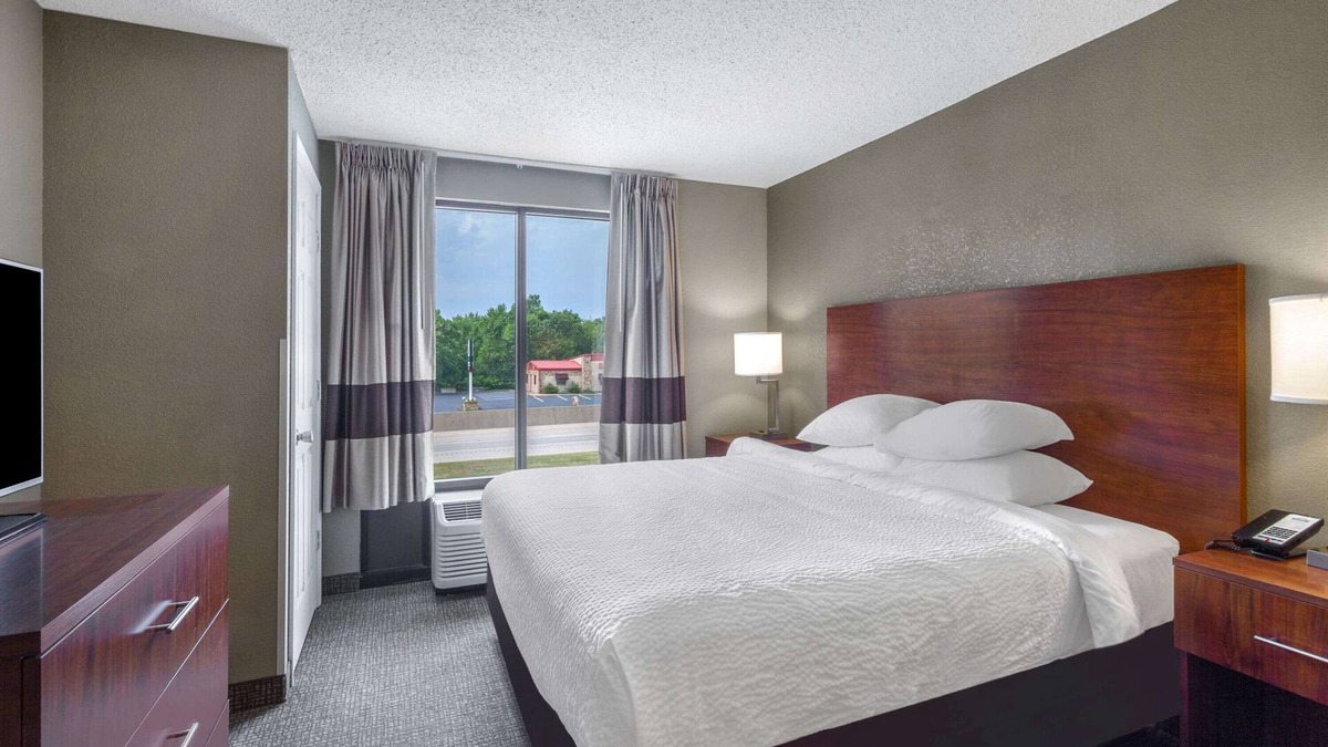 Blairsville Hotel | Days Inn by Wyndham Blairsville