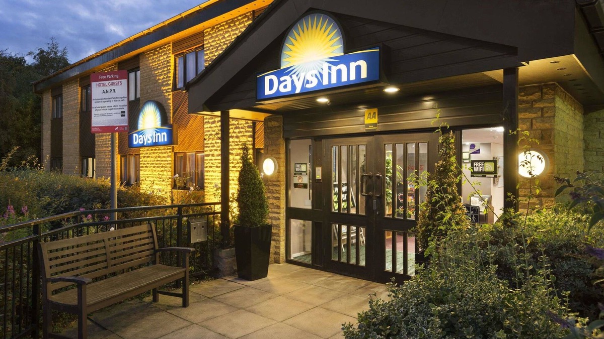 Brighouse Hotel | Days Inn by Wyndham Bradford M62
