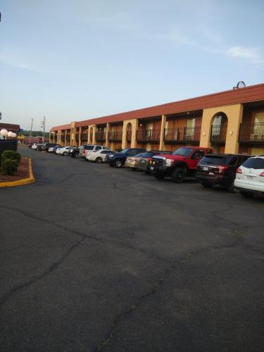 Caddo Valley Hotel | Days Inn by Wyndham Caddo Valley Arkadelphia
