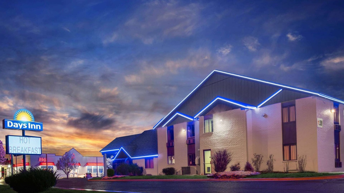 Carthage Hotel | Days Inn by Wyndham Carthage