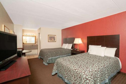 Cave City Hotel | Days Inn by Wyndham Cave City