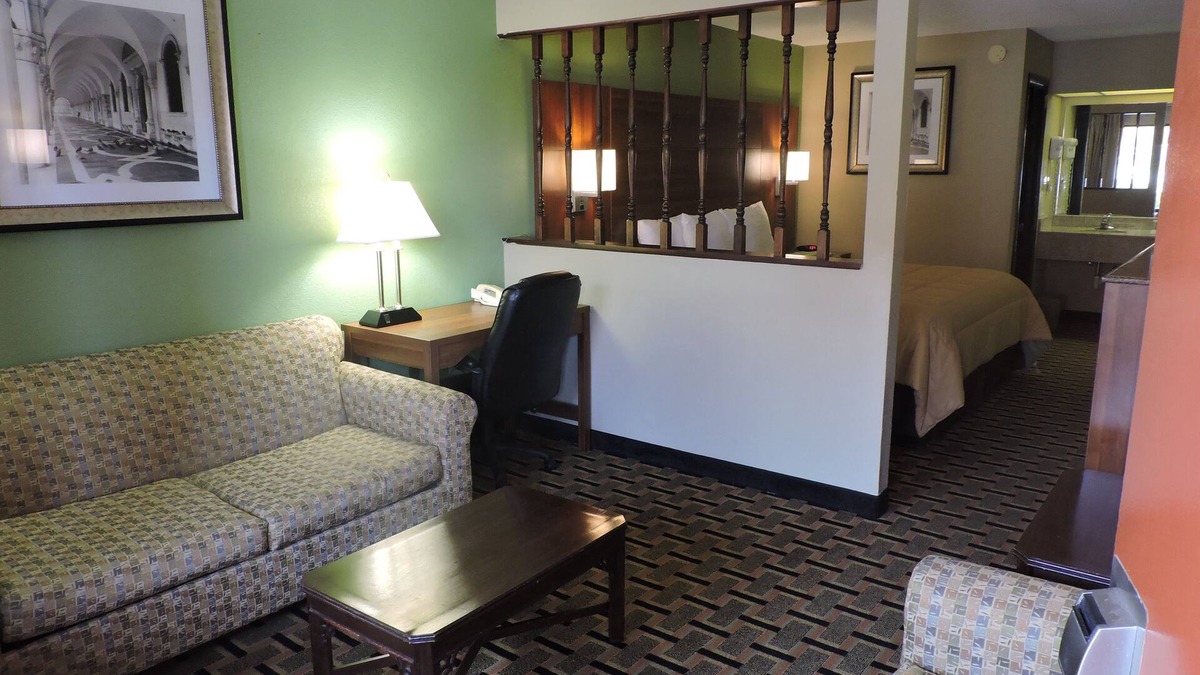 Conover Hotel | Days Inn by Wyndham Conover-Hickory