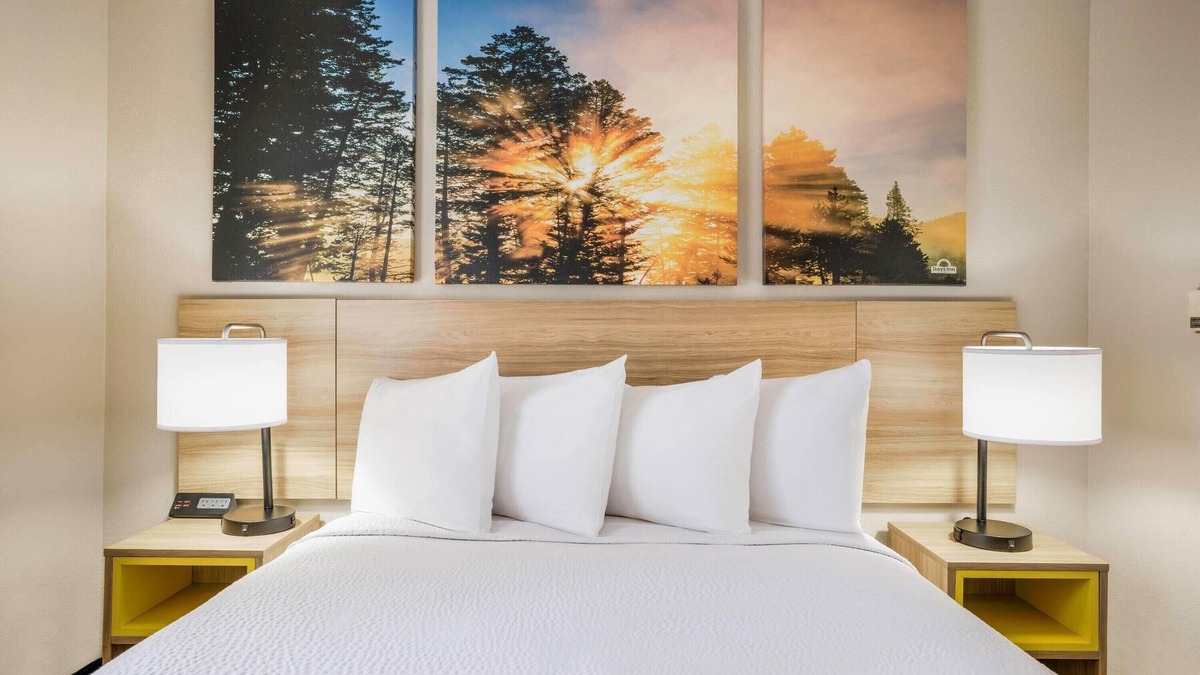 Cortez Hotel | Days Inn by Wyndham Cortez