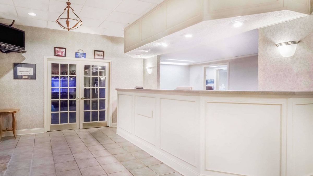 Dover Hotel | Days Inn by Wyndham Dover Downtown