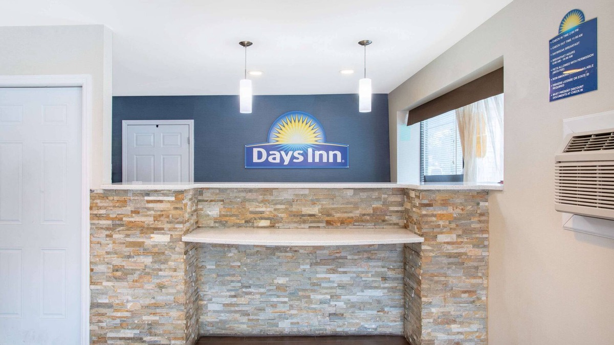 Elmsford Hotel | Days Inn by Wyndham Elmsford/White Plains