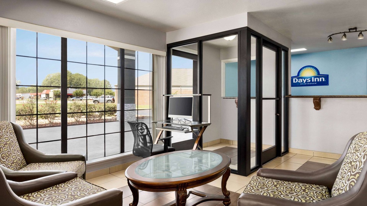 Fulton Hotel | Days Inn by Wyndham Fulton