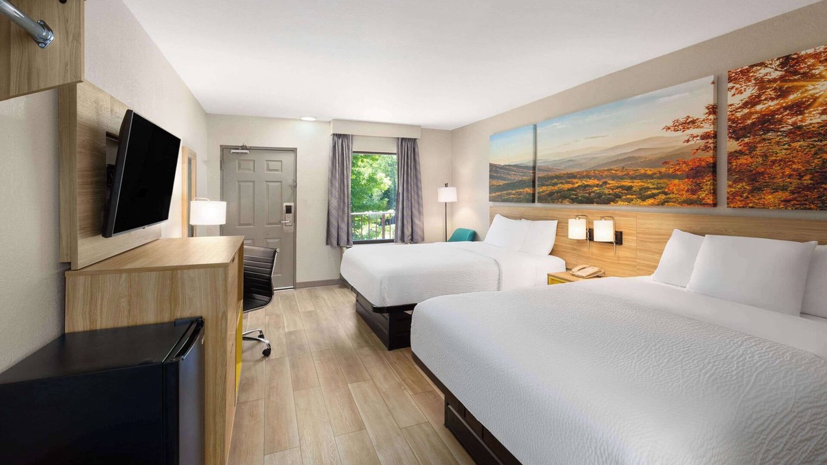 Helen Hotel | Days Inn by Wyndham Helen