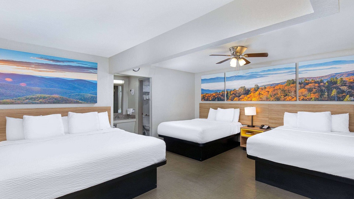 Holladay Hotel | Days Inn by Wyndham Holladay