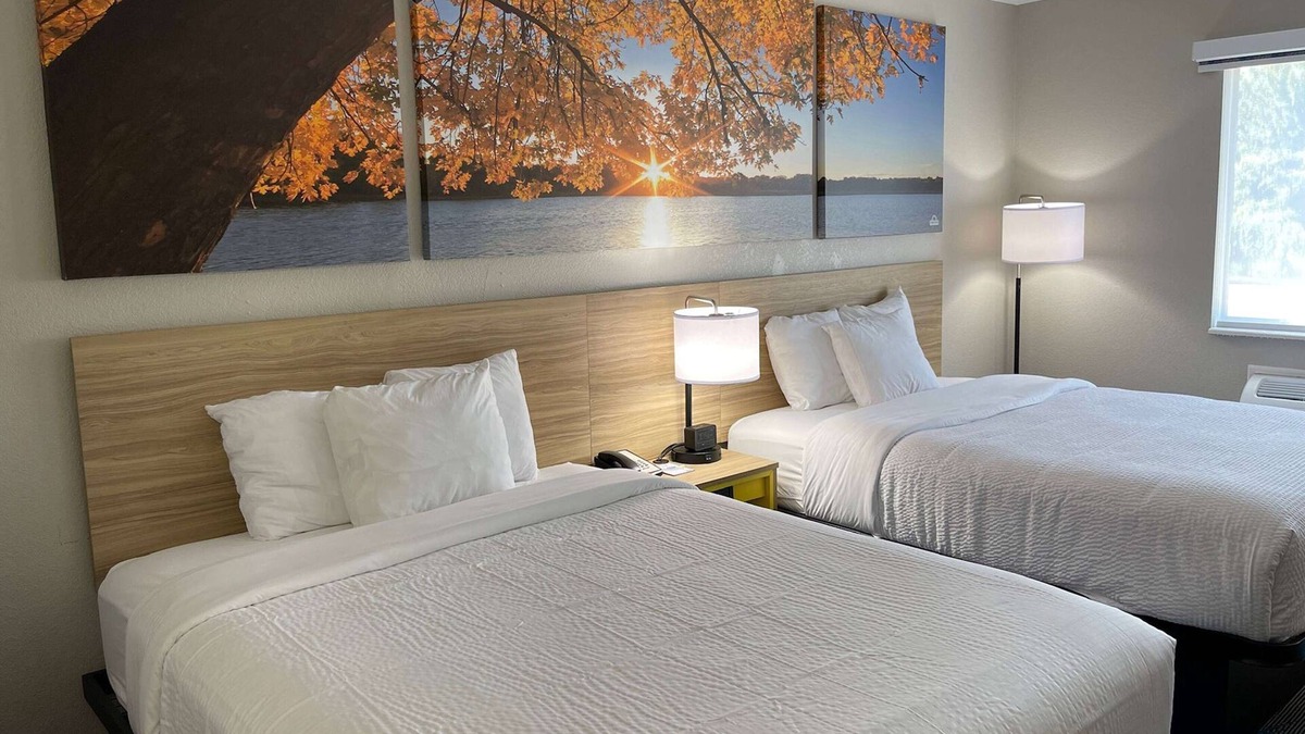 Imlay City Hotel | Days Inn by Wyndham Imlay City