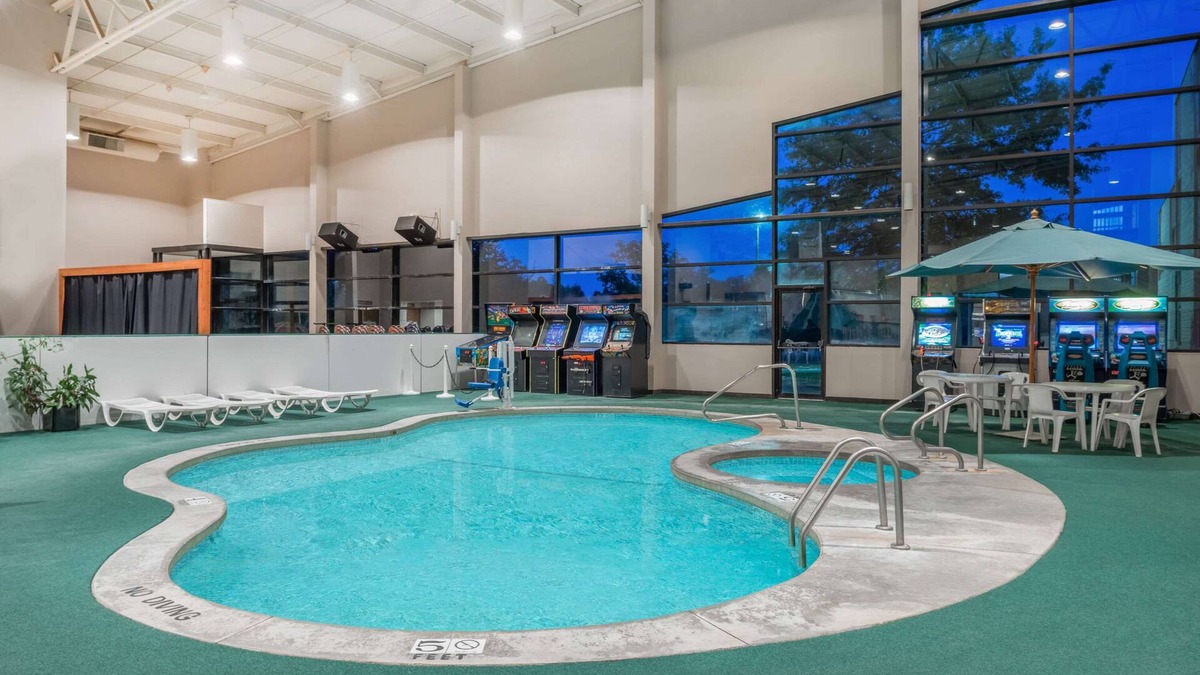 Kirksville Hotel | Days Inn by Wyndham Kirksville