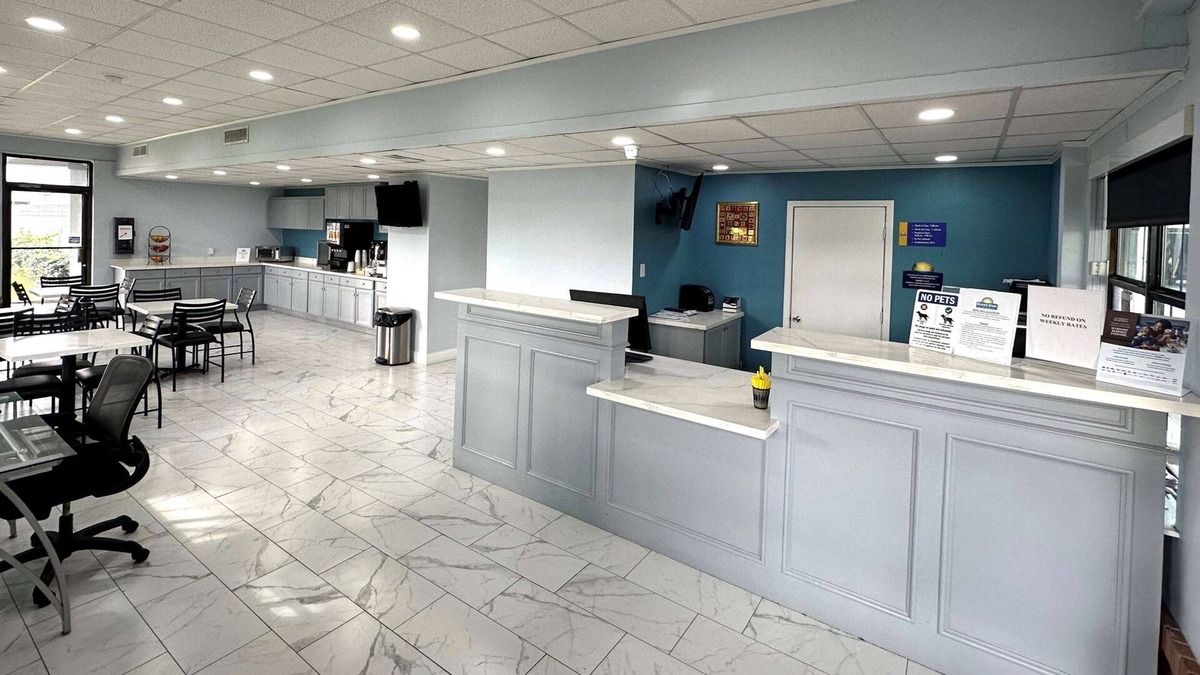 Lake Charles Hotel | Days Inn by Wyndham Lake Charles