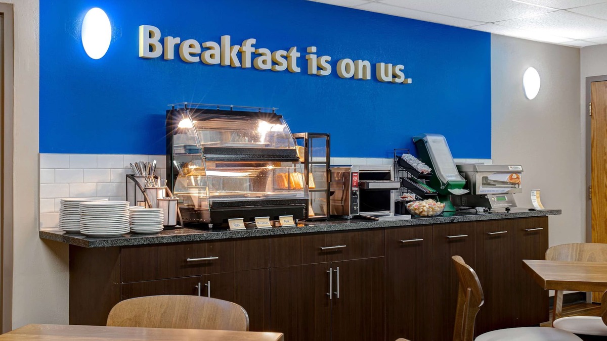 Medicine Hat Hotel | Days Inn by Wyndham Medicine Hat