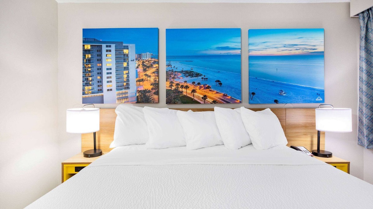 Fern Park Hotel | Days Inn by Wyndham N Orlando/Casselberry