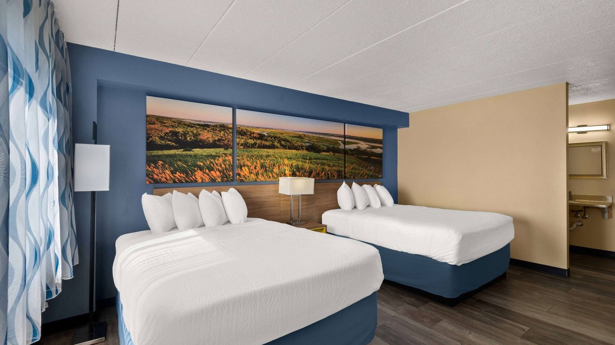 Newton Hotel | Days Inn by Wyndham Newton