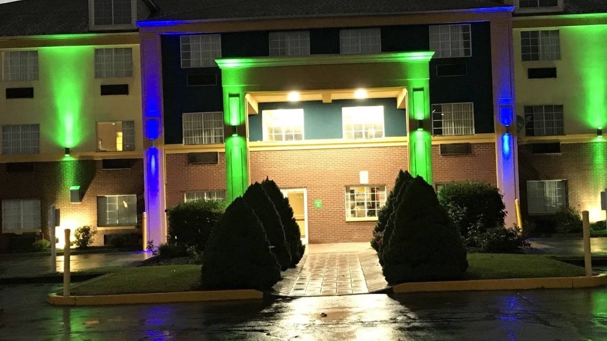 Norton Hotel | Days Inn by Wyndham Norton