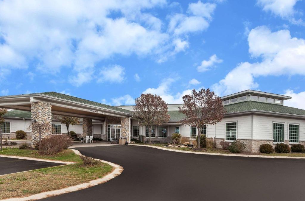 Pentwater Hotel | Days Inn by Wyndham Pentwater