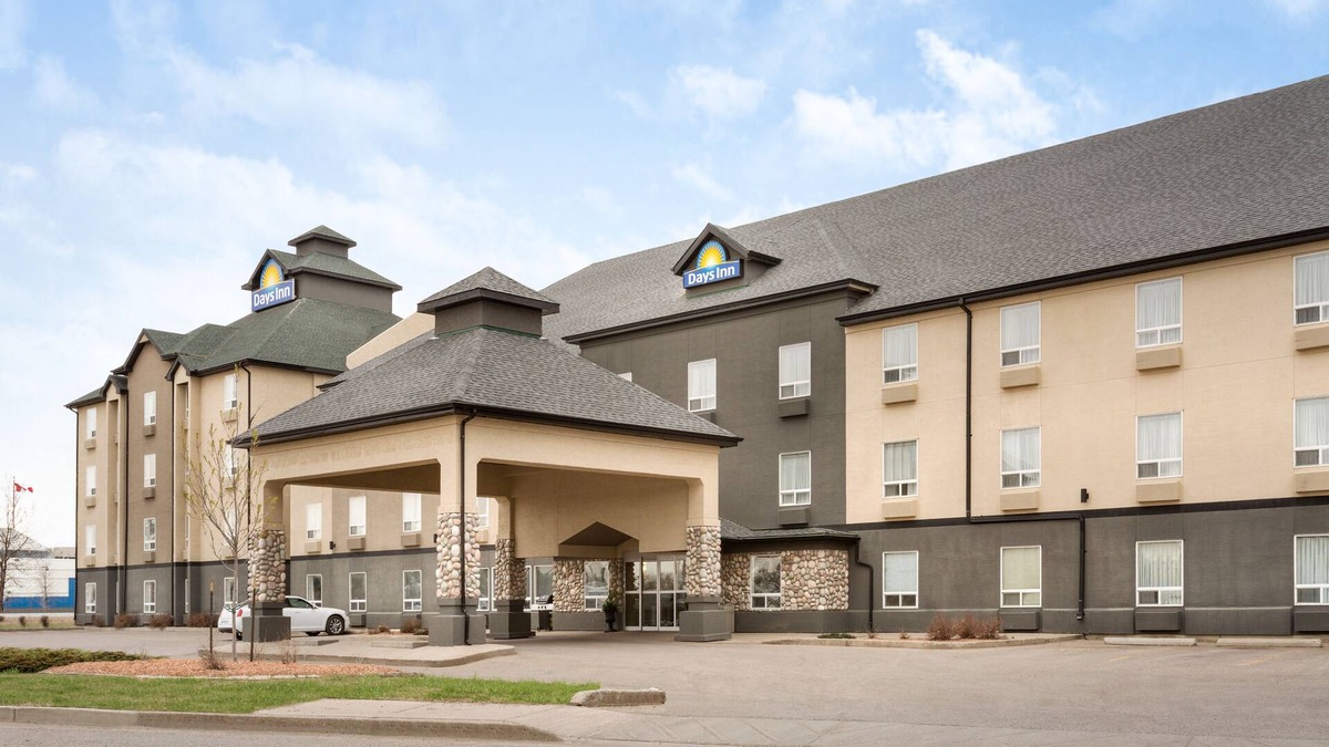 Regina Hotel | Days Inn by Wyndham Regina