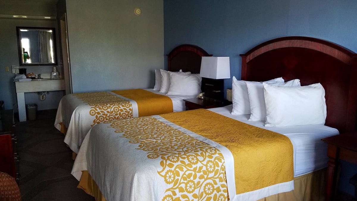 Richmond Hotel | Days Inn by Wyndham Richmond