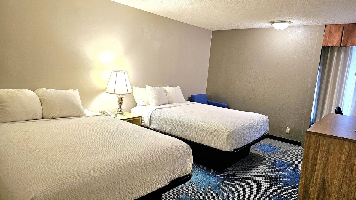 Rolla Hotel | Days Inn by Wyndham Rolla