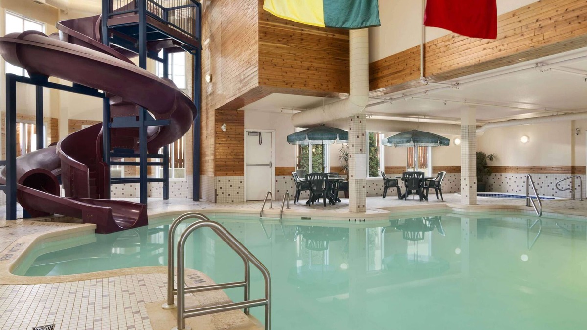 North Industrial Hotel | Days Inn by Wyndham Saskatoon
