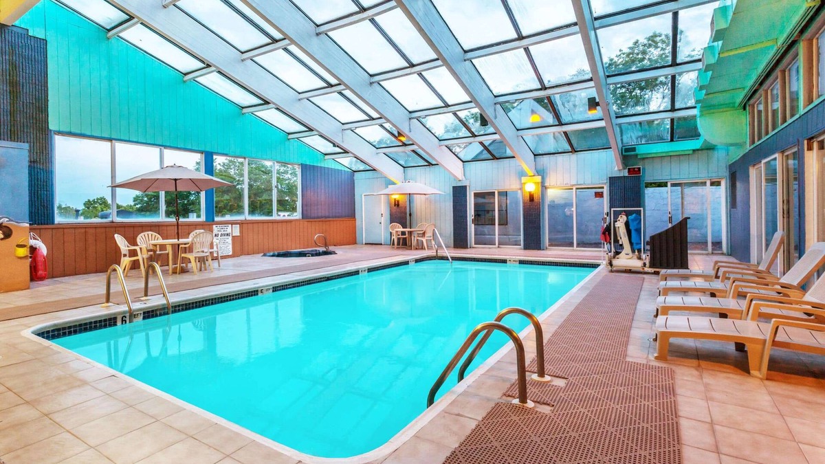 Dickson City Hotel | Days Inn by Wyndham Scranton PA