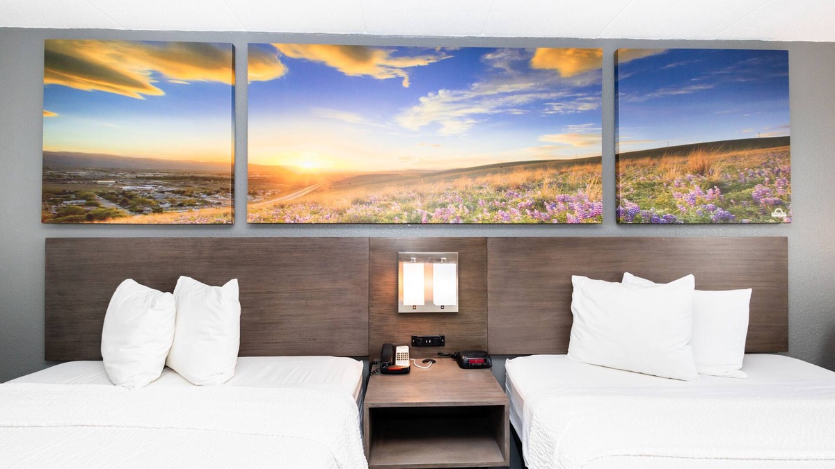 Sharonville Hotel | Days Inn by Wyndham Sharonville
