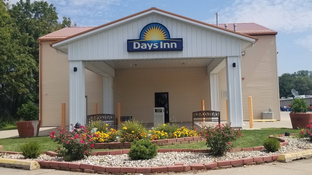 Springfield Hotel | Days Inn by Wyndham Springfield