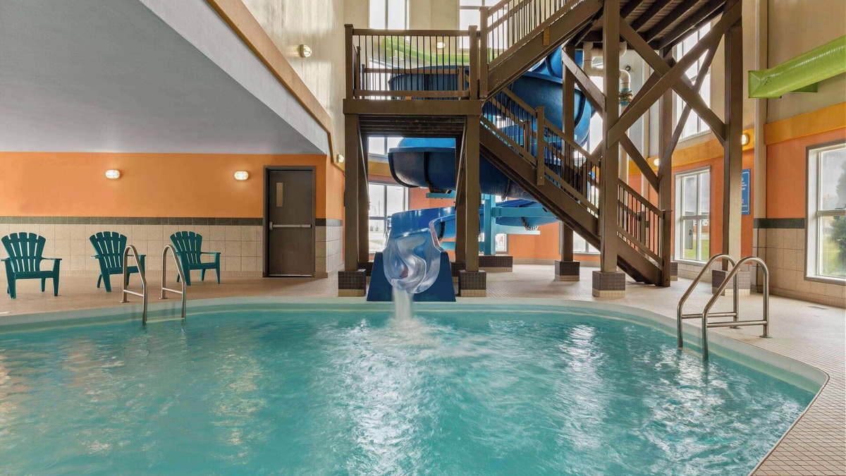 Steinbach Hotel | Days Inn by Wyndham Steinbach