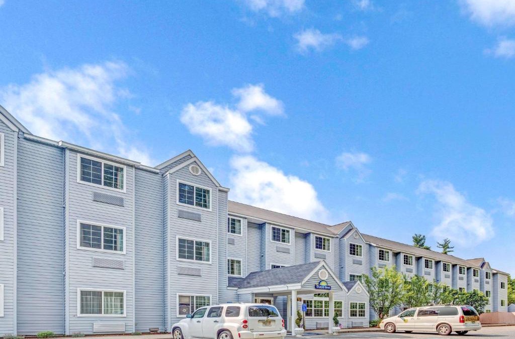 Sturbridge Hotel | Days Inn by Wyndham Sturbridge
