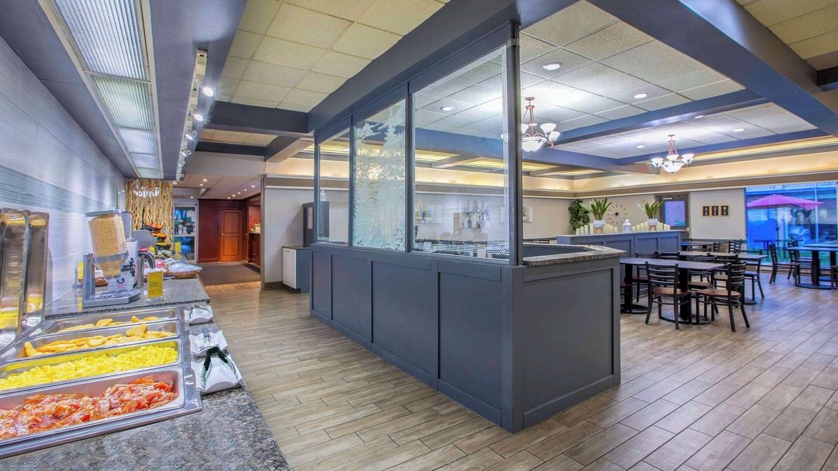 Sudbury Hotel | Days Inn by Wyndham Sudbury & Conference Centre