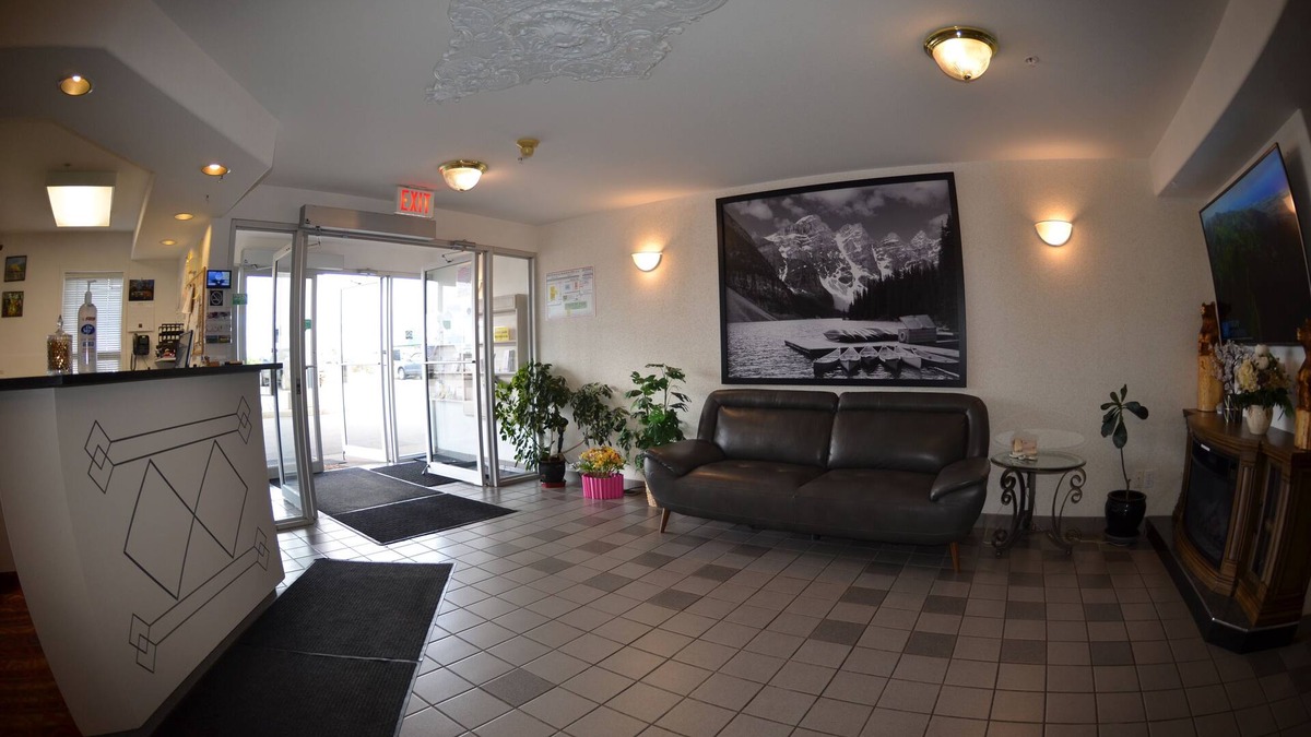 Taber Hotel | Days Inn by Wyndham Taber