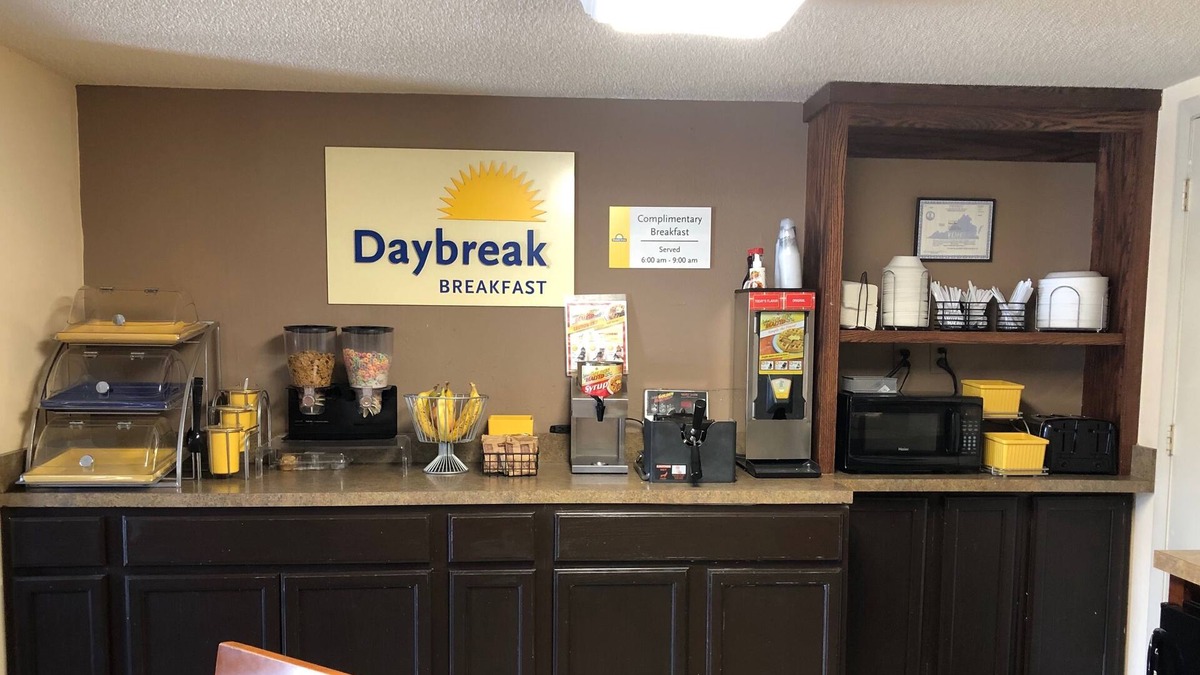Tappahannock Hotel | Days Inn by Wyndham Tappahannock