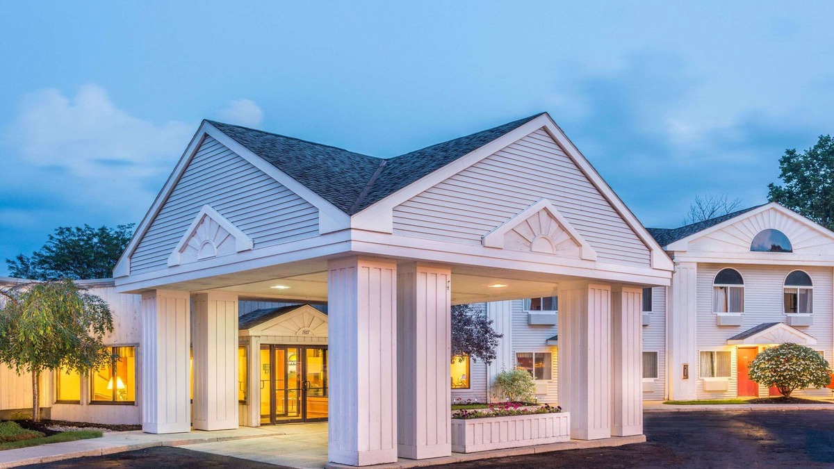 Tiffin Hotel | Days Inn by Wyndham Tiffin