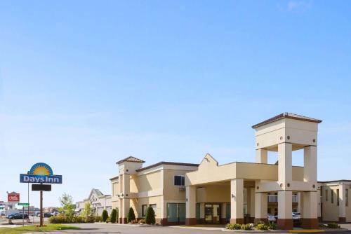 Tonawanda Hotel | Days Inn by Wyndham Tonawanda/Buffalo