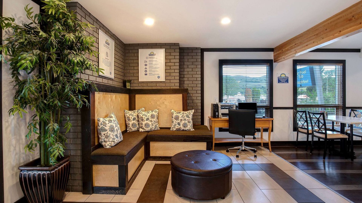 Vernon Hotel | Days Inn by Wyndham Vernon