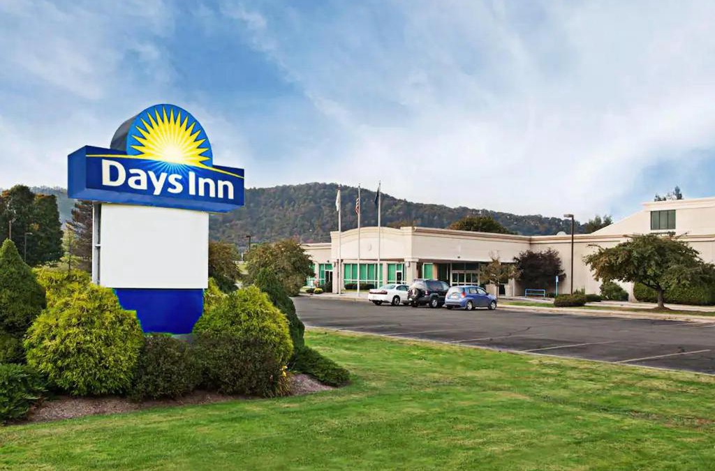 Warren Hotel | Days Inn by Wyndham Warren