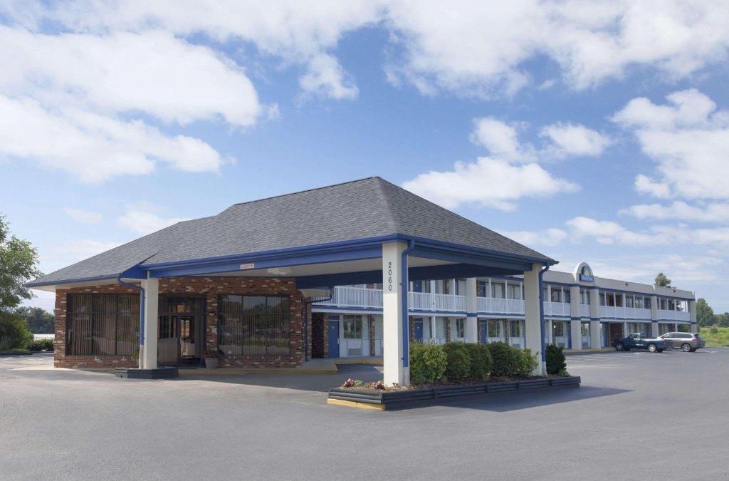 Waynesboro Hotel | Days Inn by Wyndham Waynesboro