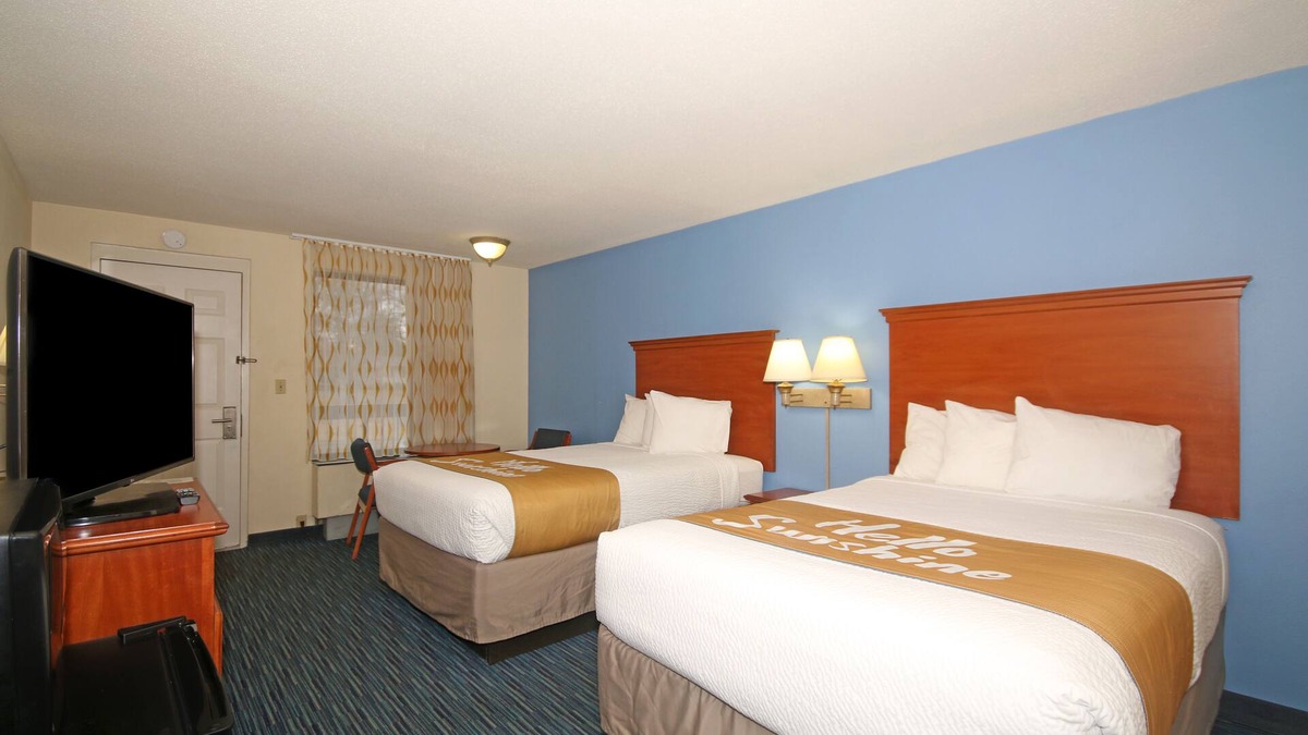 Winston - Salem Hotel | Days Inn by Wyndham Winston Salem North